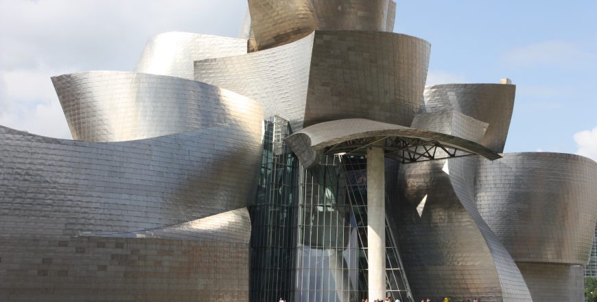 Guggenheim_Museum,_Bilbao,_July_2010_(11)